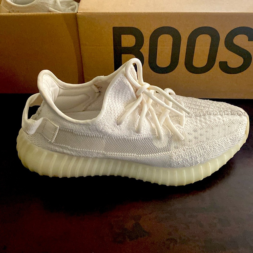 YZY 350 V2 made by Adidas